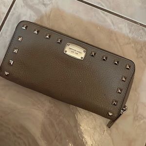 Michael Kors Wallet used